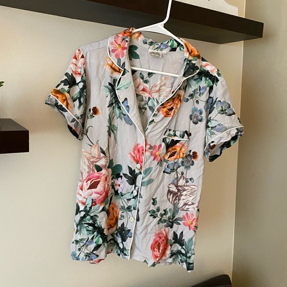 Plum Pretty Sugar Floral Short Sleeve Button Down Sleep Shirt Size Large